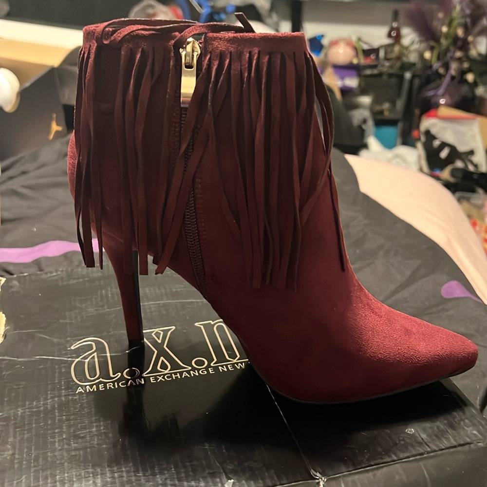 Axny burgundy Heels Size 10